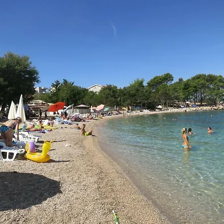 Helen Apartamento Malinska